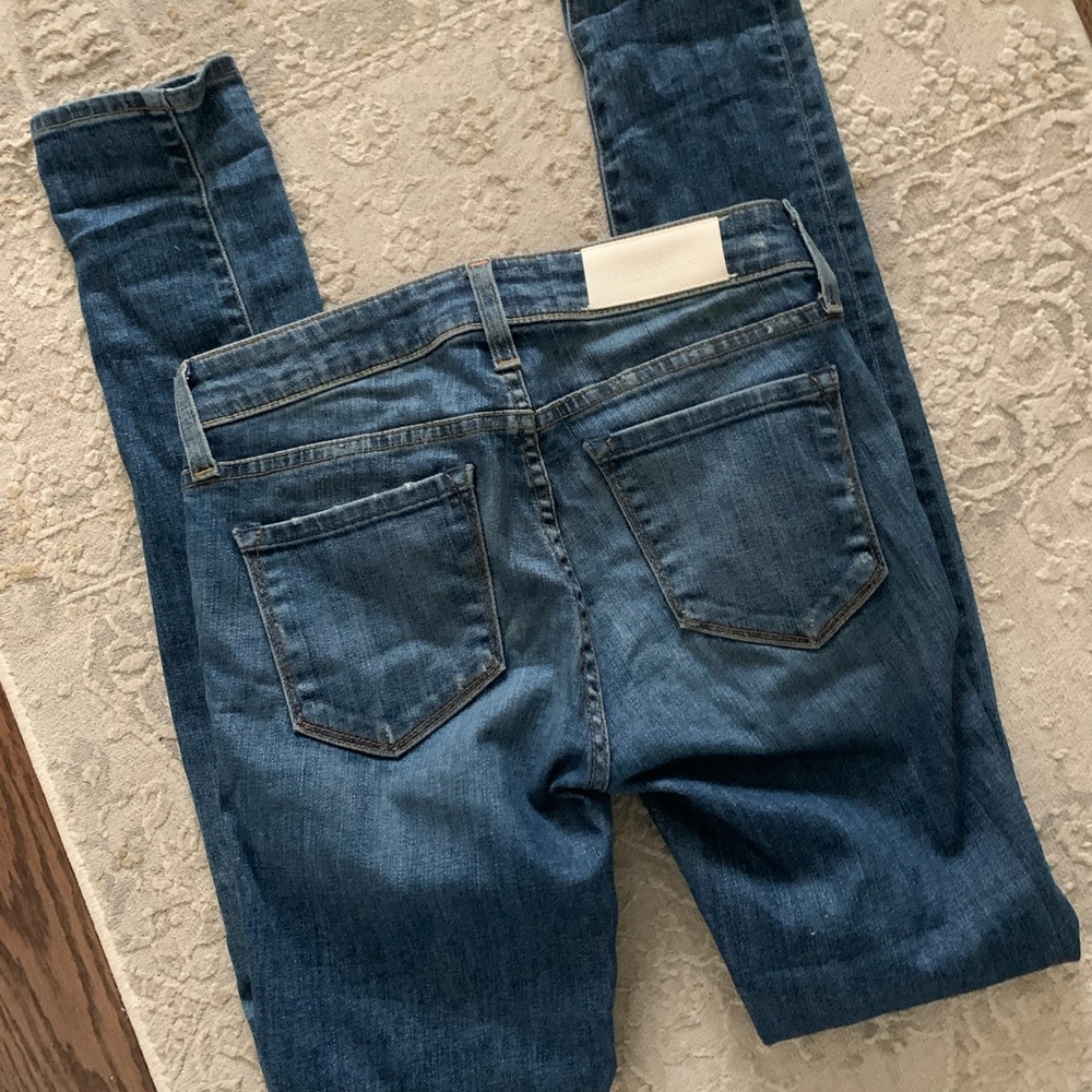 The Castings Mid Rise Skinny Jeans👖
